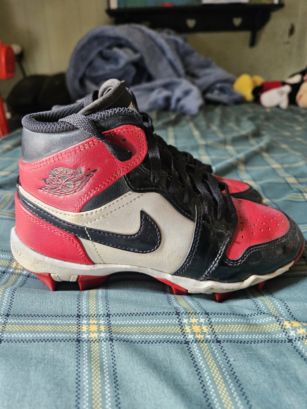 JORDAN 1 MID CLEATS
